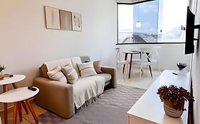 Ap 101 - Apartamento no centro da cidade
